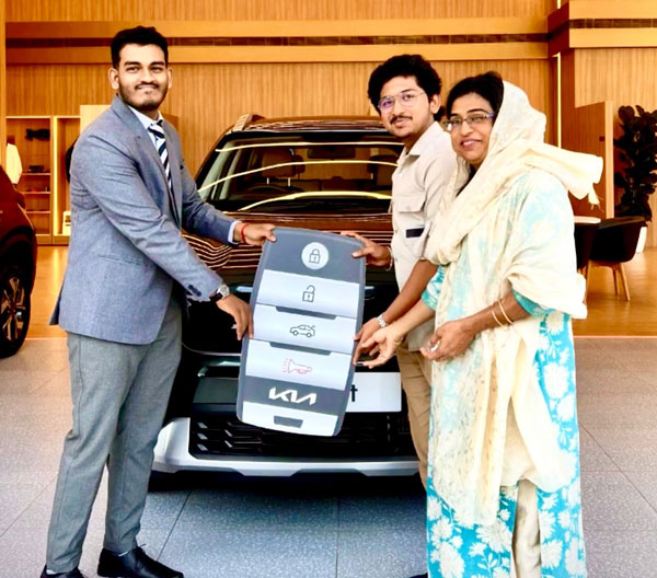 serial actor buys kia sonet serial actor buys kia sonet