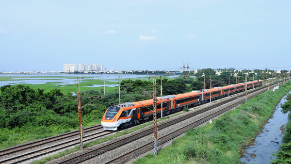 kerala s orange colour vande bharat