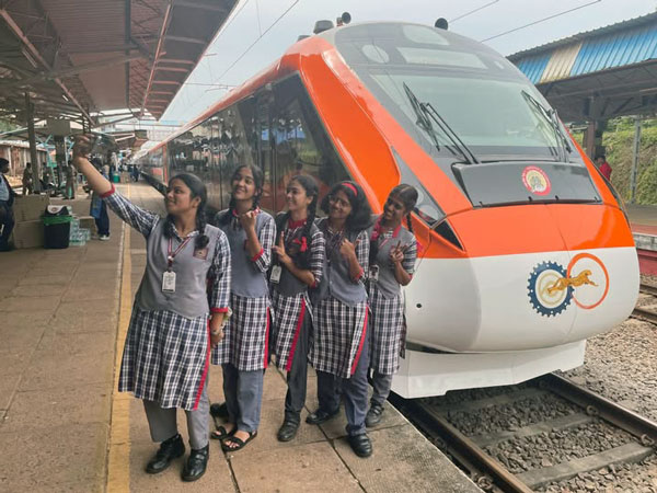 kerala s orange colour vande bharat