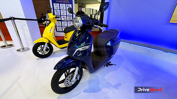 vinfast showcased klara s scooter