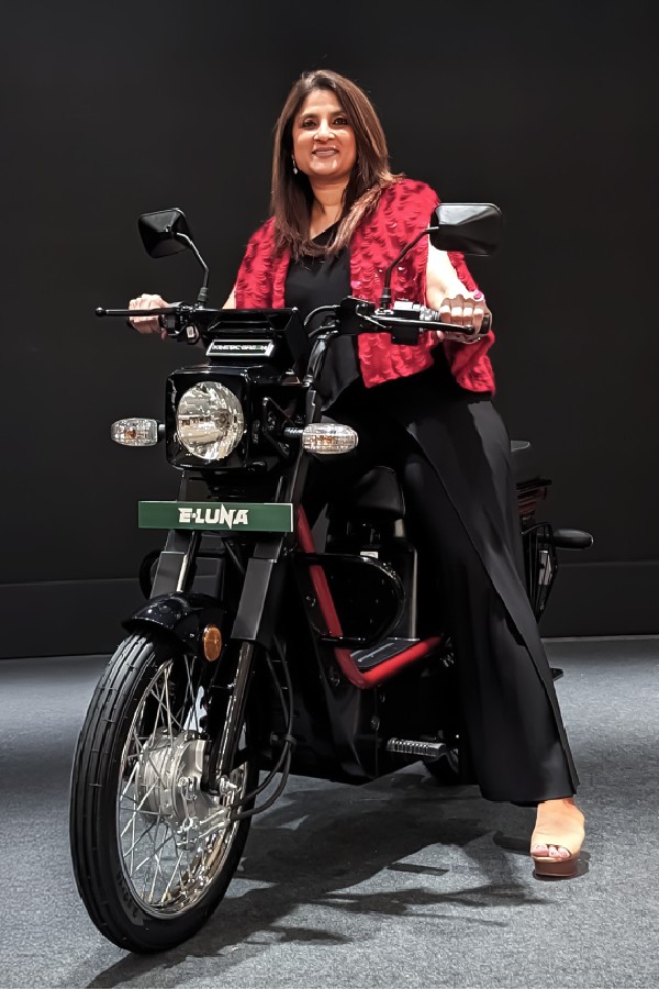 kinetic green e luna tvc