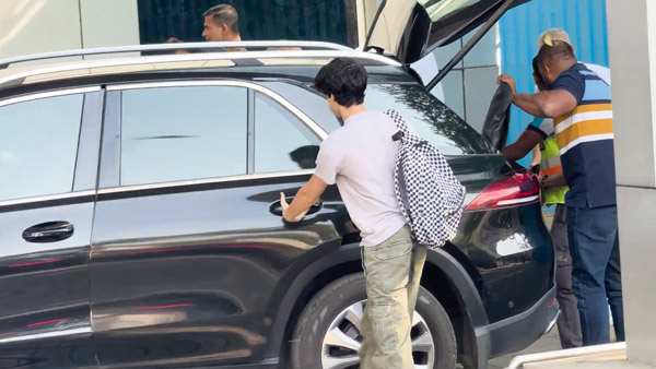 Hrithik Roshan s Son Spotted In Mercedes Benz GLE