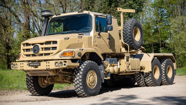 Mercedes zetros for military use