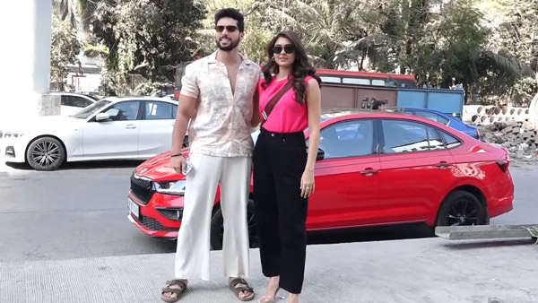 actor arrived in skoda car