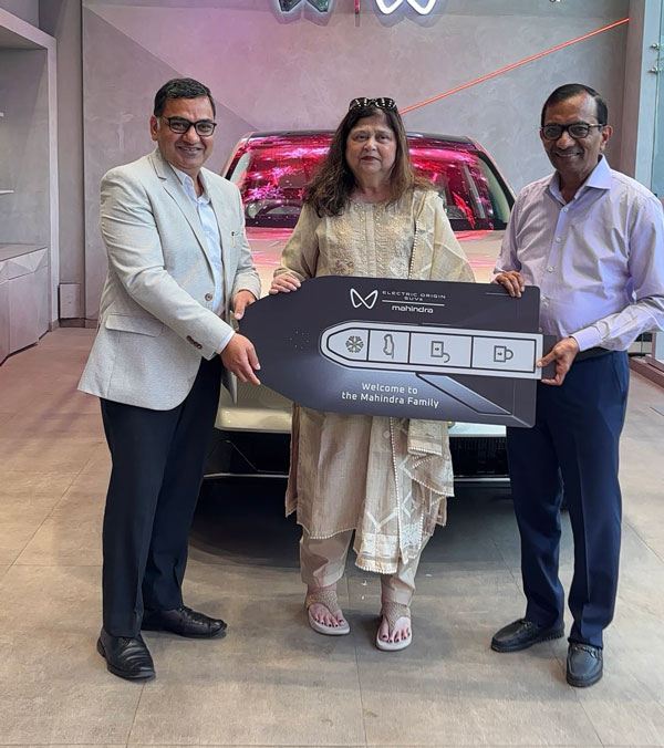 former mahindra ceo buys car