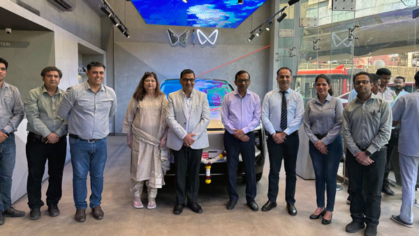 former mahindra ceo buys car