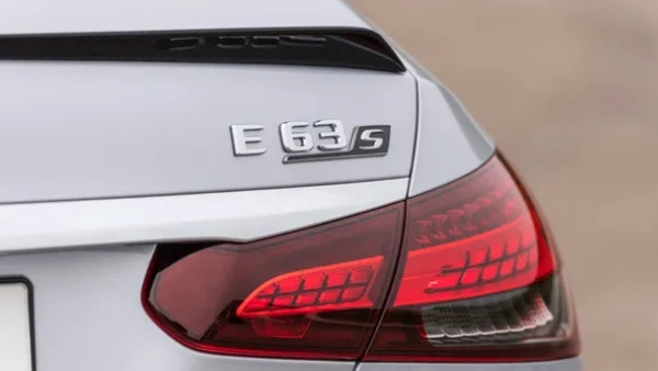 discontinued mercedes-amg e-class cars recalled