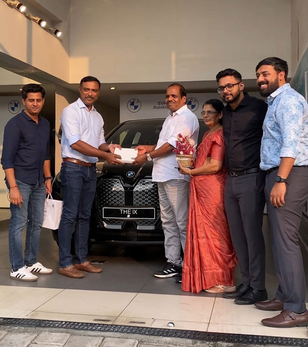 moolans group buys bmw ix