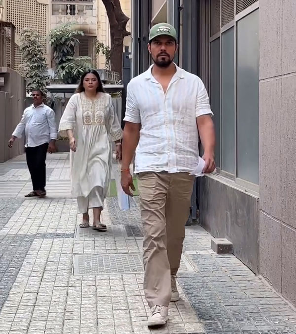 randeep hooda with range rover