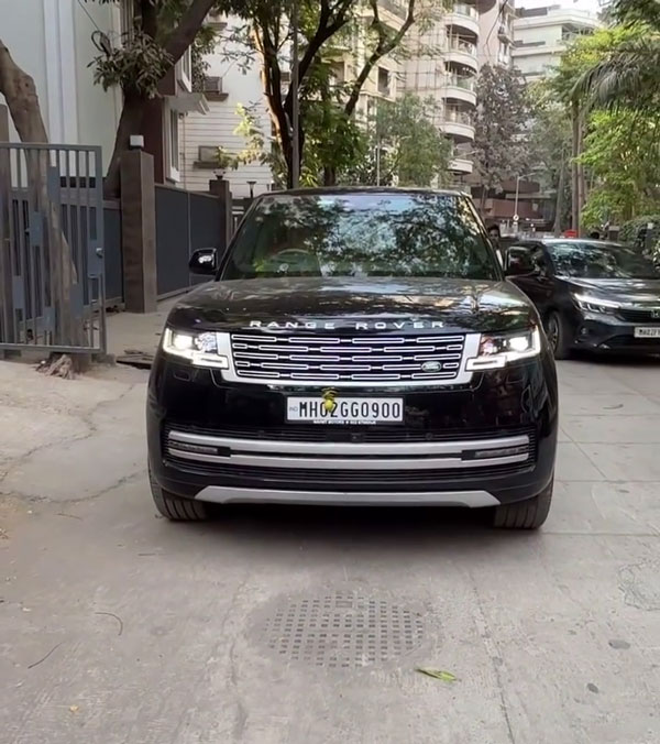randeep hooda with range rover