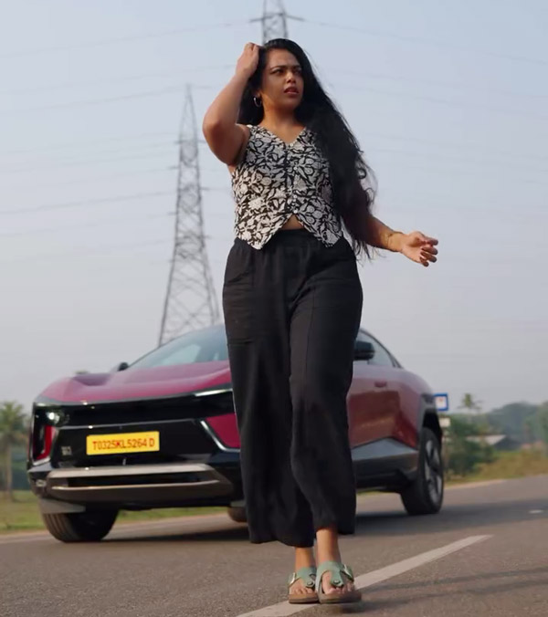 rebecca santosh buys mahindra be6