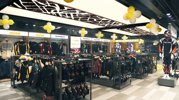 reisemoto opened new store