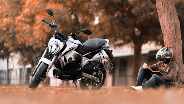 revolt motors entry to nepal