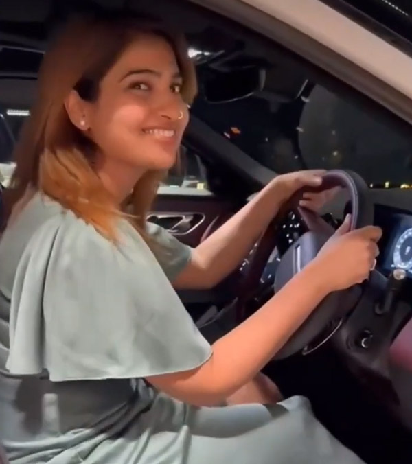 woman lawyer buys range rover