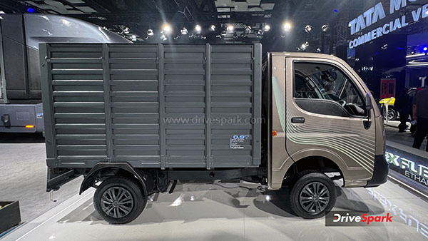 tata motors announces price hike