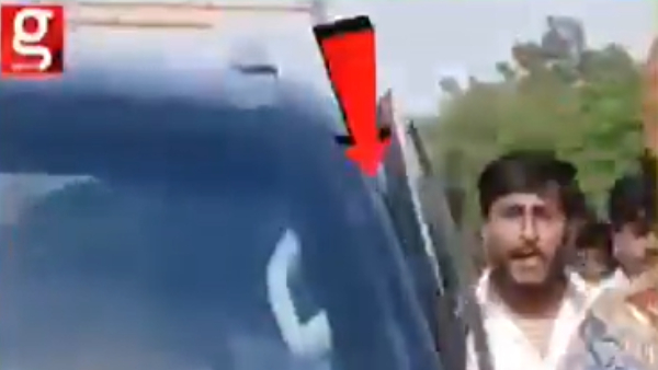 Vijay Car Door Video
