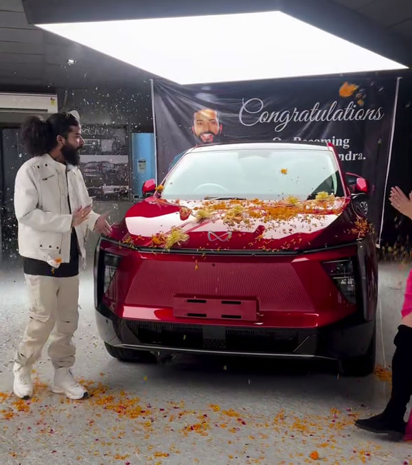 anurag dobhal bought mahindra xev9e