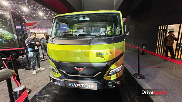 Montra electric eviator e350l front view