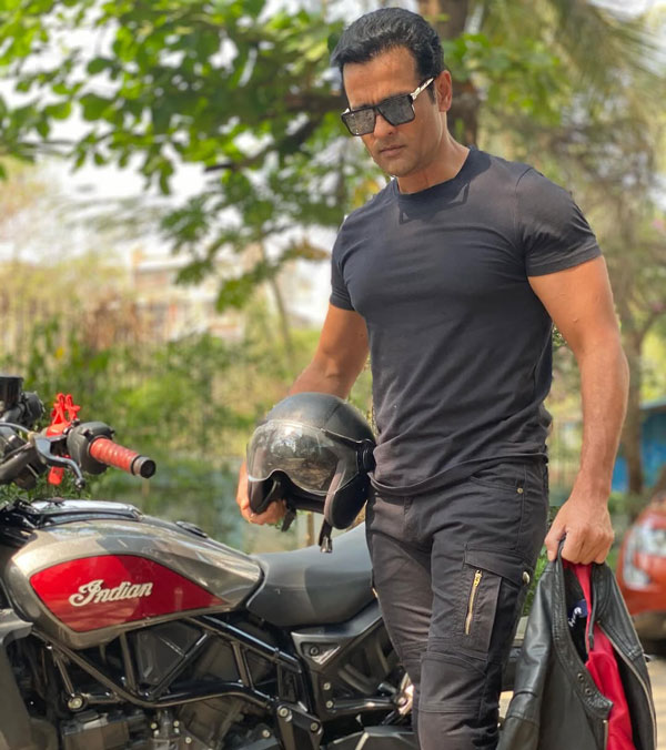 Indian ftr 1200 superbike