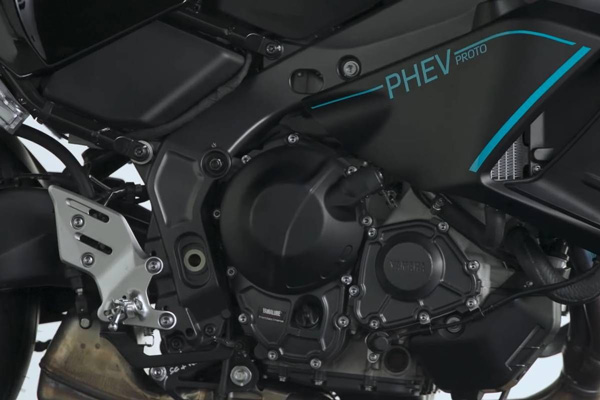 Yamaha mt-09 hybrid bike engine