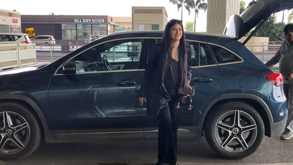 Zanai bhosle spotted with mercedes gla 200
