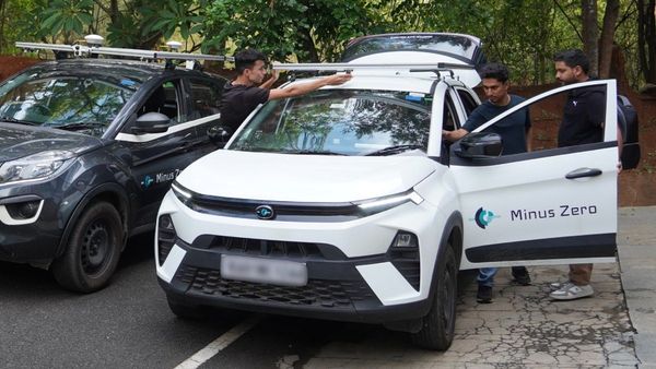 Automatic Driverless Car in India Automatic Driverless Car in India