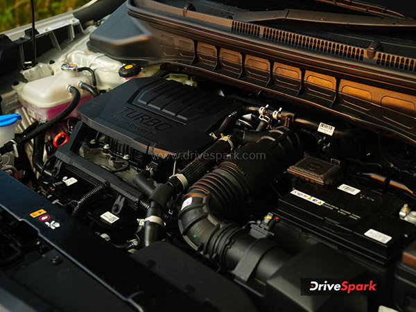 kia carens clavis first review