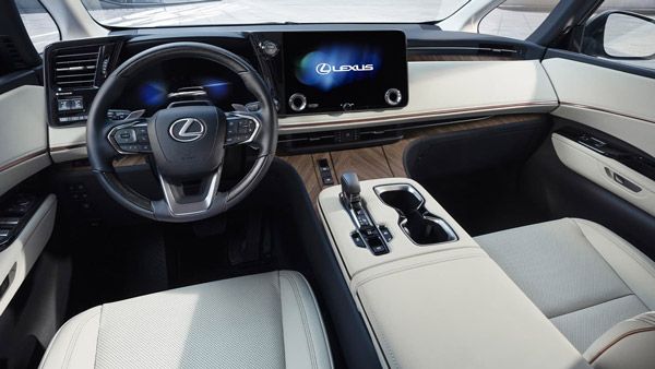 Lexus LM 350h Booking Reopen