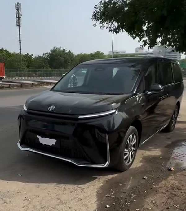 mg m9 luxury car spotted