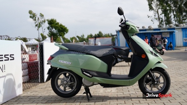 suzuki e-access electric scooter review