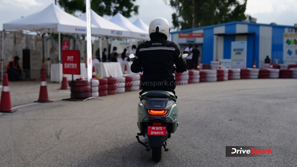 suzuki e-access electric scooter review