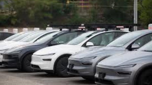 Tesla Model Y Automatic Delviery