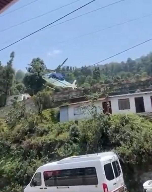 kedarnath helicopter crash with car kedarnath helicopter crash with car