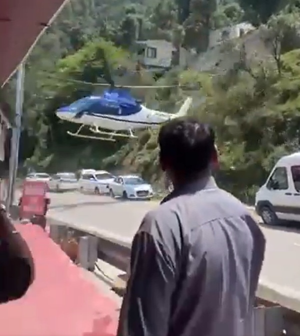 kedarnath helicopter crash with car kedarnath helicopter crash with car