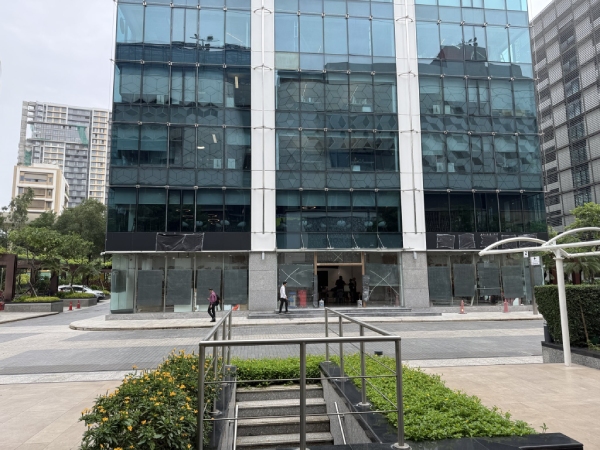 tesla s first indian dealership showroom