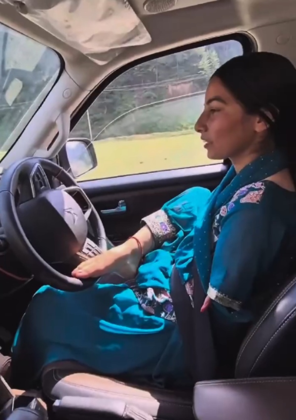 paralympian medalist sheetal devi driving