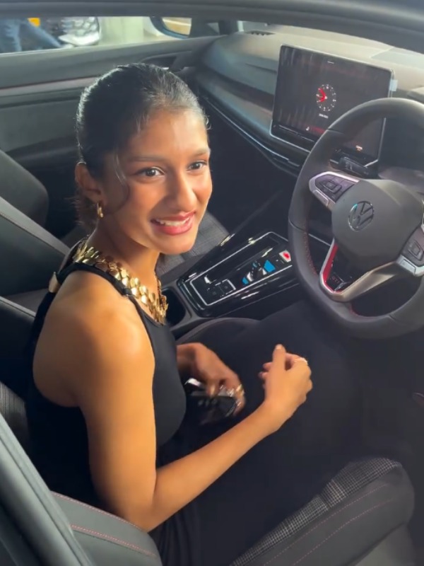 volkswagen golf gti car delivery