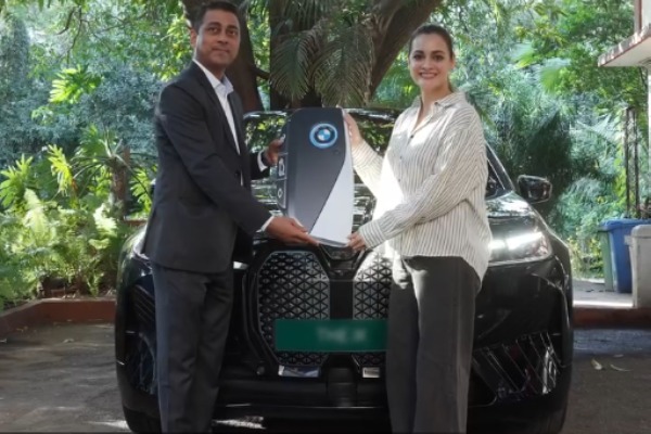 dia mirza bought bmw ix