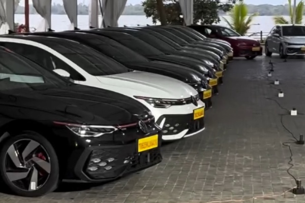 volkswagen golf gti cars delivery