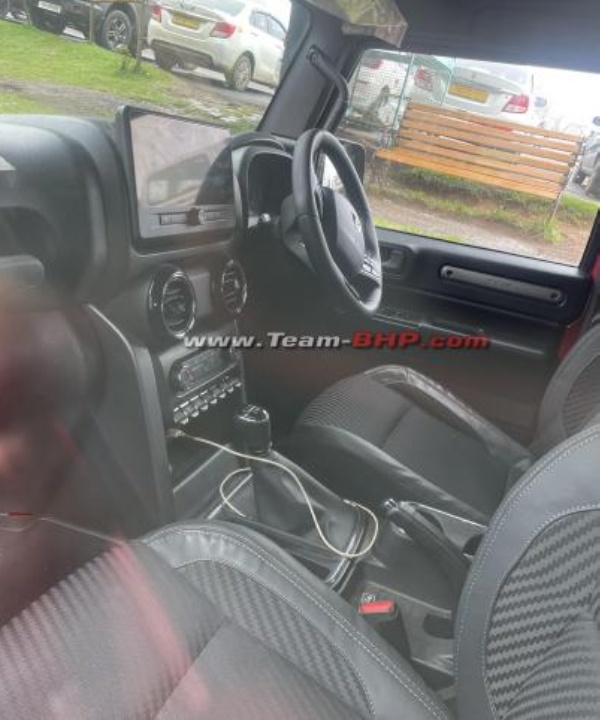 mahindra thar 3-door facelift spotted