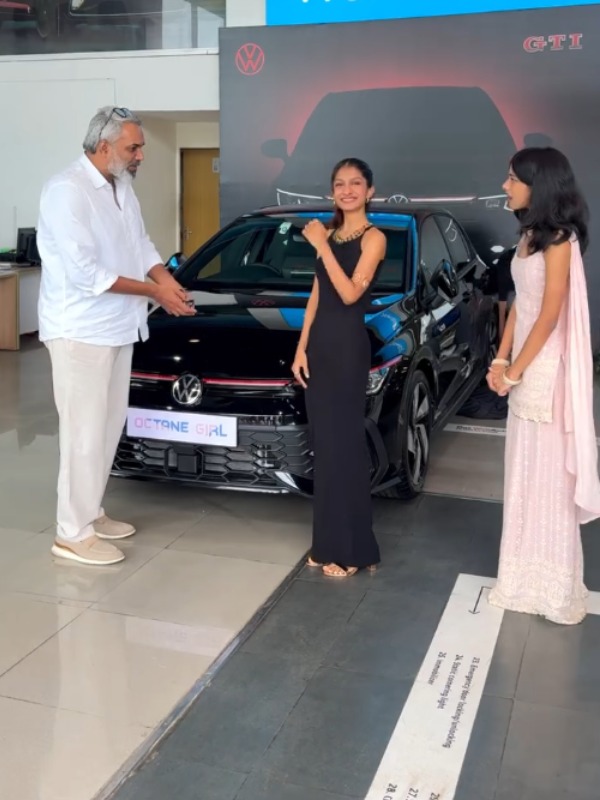 volkswagen golf gti car delivery