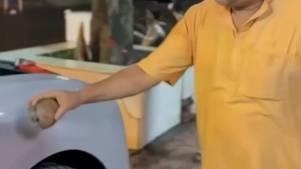 Rolls Royce Spectre Pooja