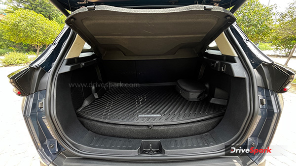 tata harrier ev car review