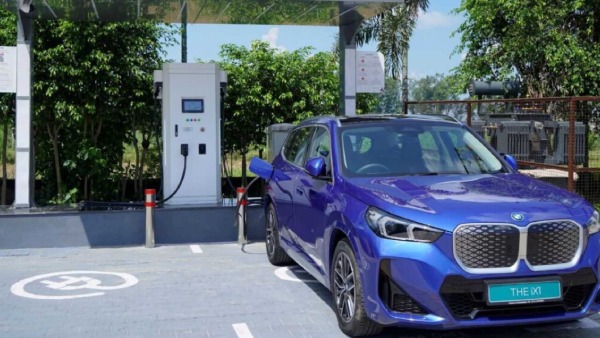 BMW Crosses 5 000 EV Deliveries