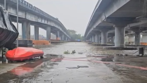 woman drives audi q3 luxury car into creek