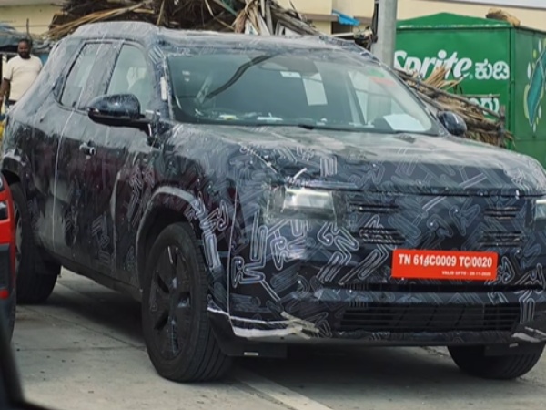 nissan mid-size suv car spotted