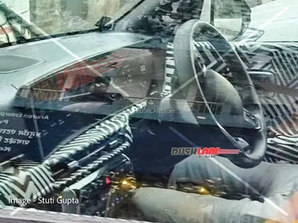 new-gen hyundai venue car spy images