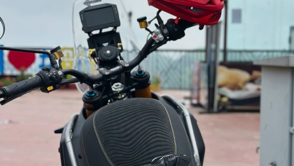 Royal Enfield Himalayan Electric Bike Spotted