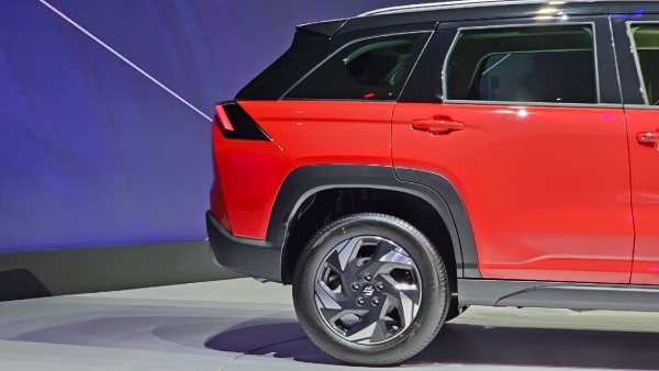 maruti suzuki victoris suv unveil event