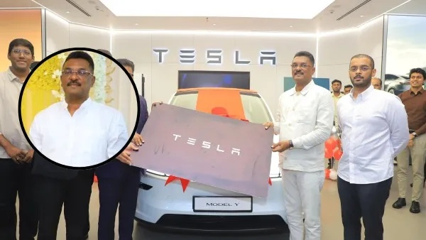 tesla electric car delivery